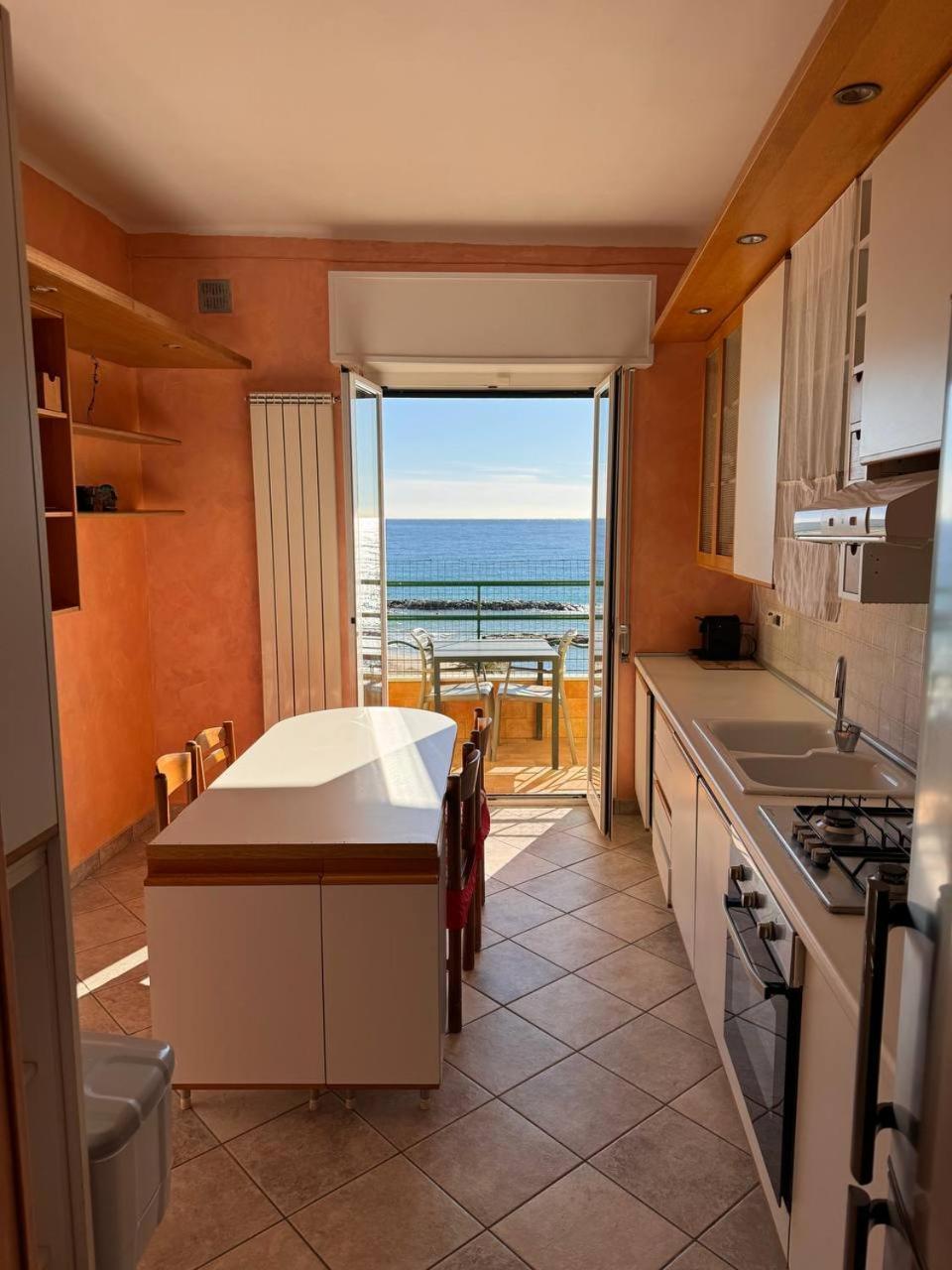 Hotel Ideal Arma di Taggia Exterior foto